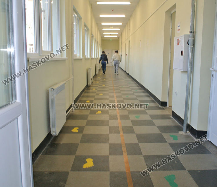 В Хасковските професионални гимназии възобновиха практиките