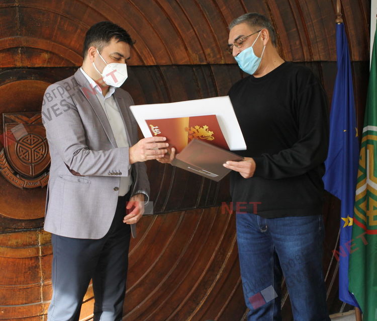 Кметът на Димитровград с отличие от Централно военно окръжие