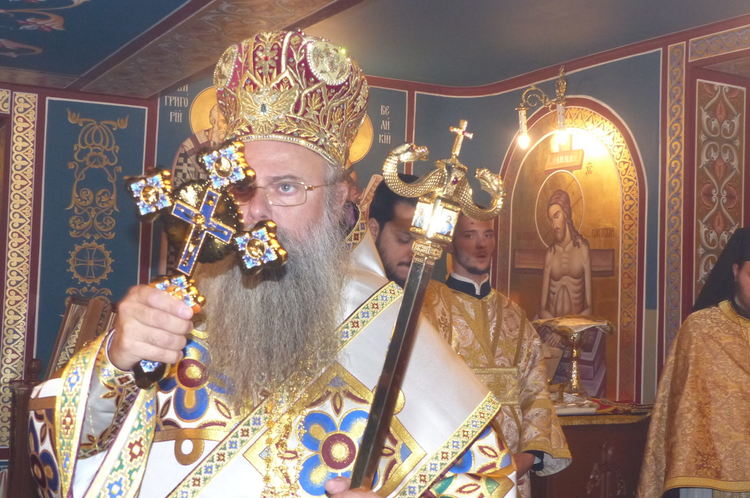 Митрополит Николай ще служи в неделя в епархийския манастир над Смолян