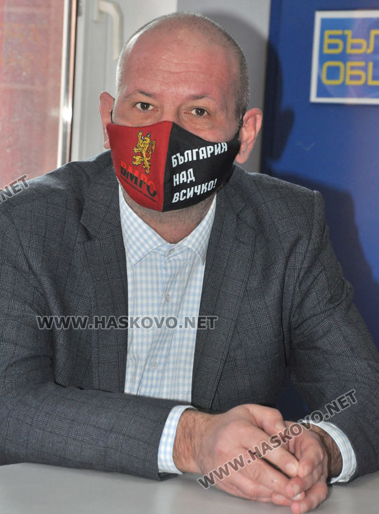 Антон Андонов