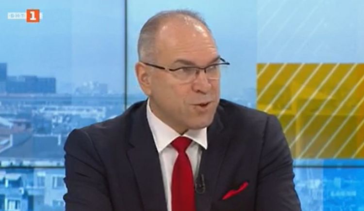 Директорът на Александровска: Отварянето на заведения и молове към днешна дата не е възможно