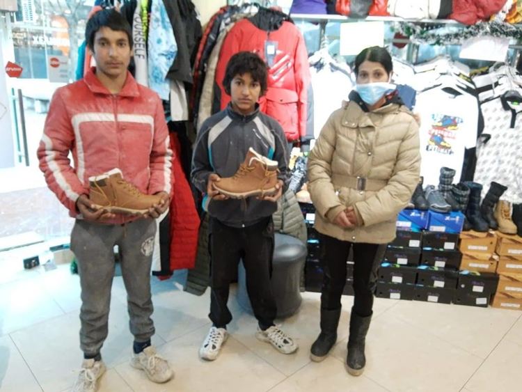 Основно училище "Юрий Гагарин" подкрепя пострадалите семейства от ул."Младост"