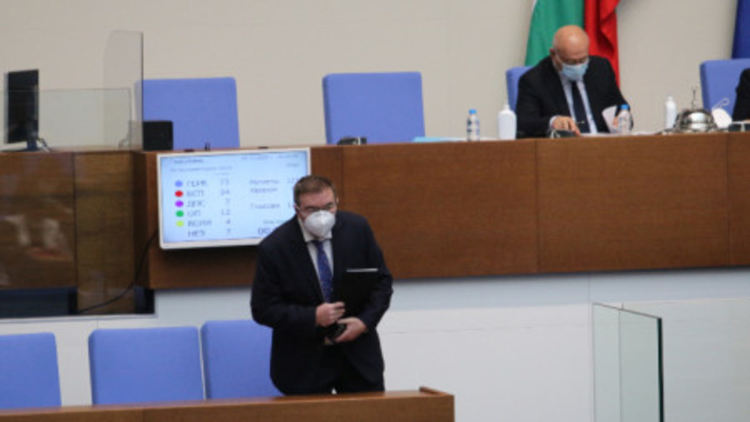 От 4 февруари в училище се връщат до 40% от класовете