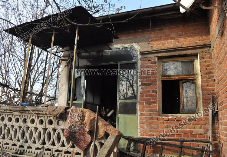 55-годишен инвалид остава на улицата след пожар в къщата му