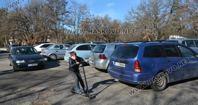 Топлата неделя привлече множество хасковлии в „Кенана” и други паркове