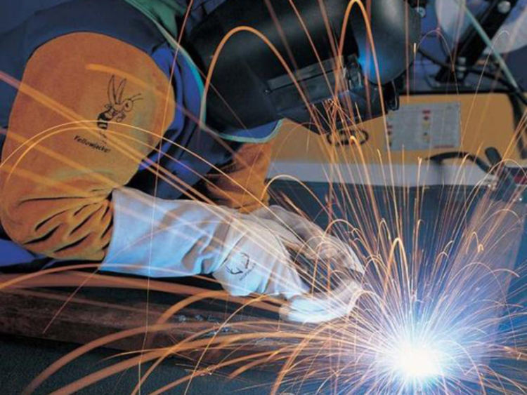 Остър глад в индустрията на Кърджали за заварчици, желани са и машинни оператори