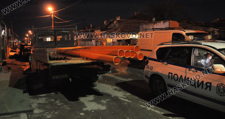 Полиция, КОРЗ и ВиК в “Република” заради незаконен водопровод и канализация