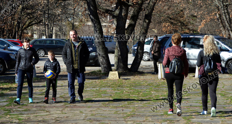 Топлата неделя привлече множество хасковлии в „Кенана” и други паркове