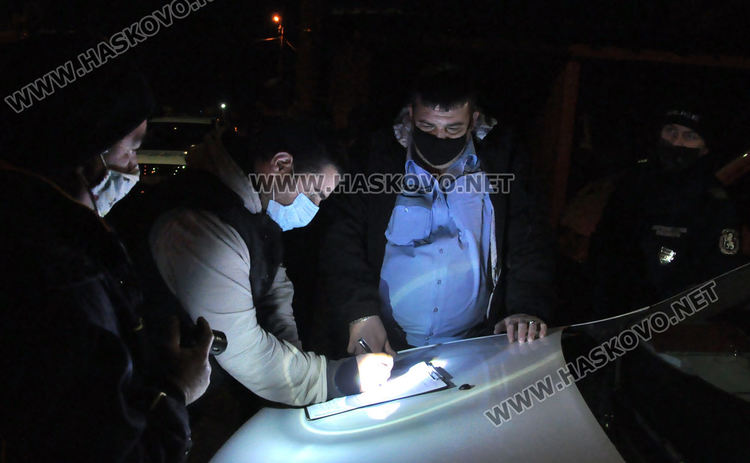 Полиция, КОРЗ и ВиК в “Република” заради незаконен водопровод и канализация