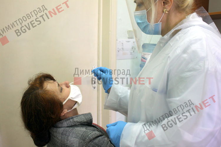 Започна масово тестване на учителите в димитровградските школа