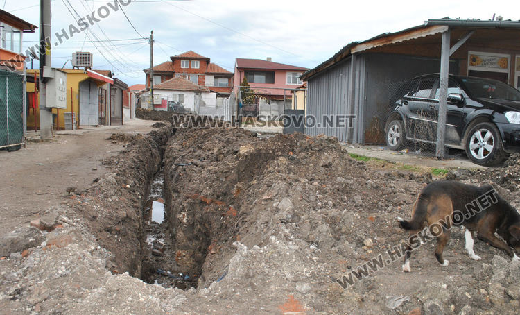 Предвиждат глоби за незаконния канал в „Република“, струвал 8 000 лева