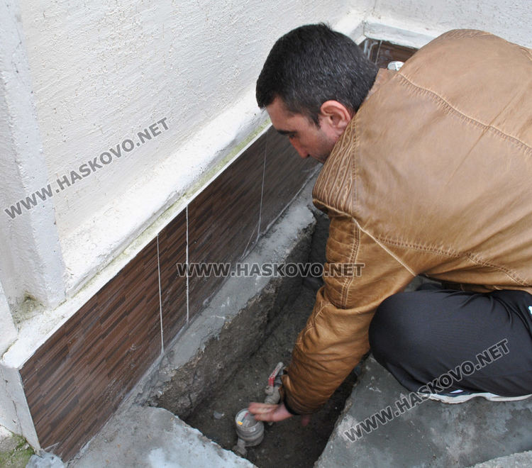 Предвиждат глоби за незаконния канал в „Република“, струвал 8 000 лева