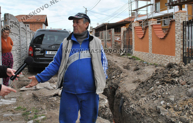 Михаил Ангелов