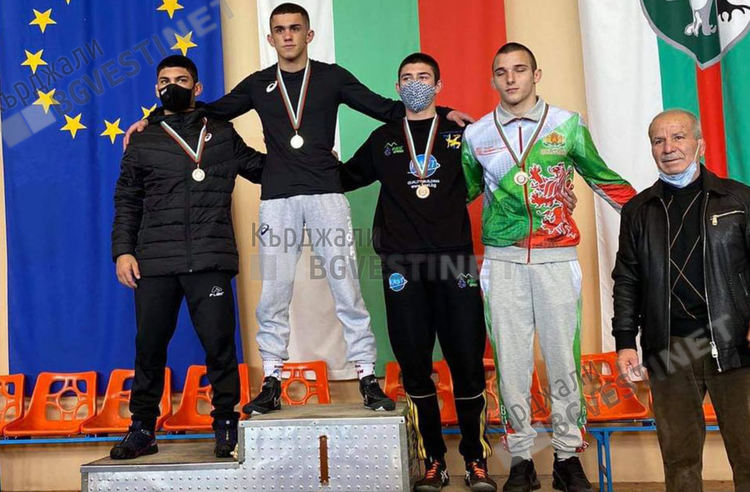 Рухан Расим със злато в свободната борба при юношите, грабна купата за най-техничен състезател