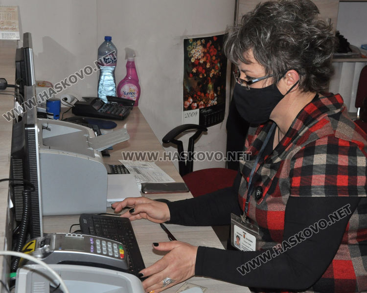 По-възрастните най-рано плащат местните си данъци и такси