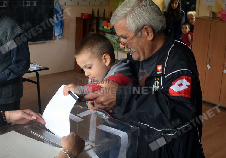 Партиите в Кърджали заемат стартова позиция за парламентарния вот