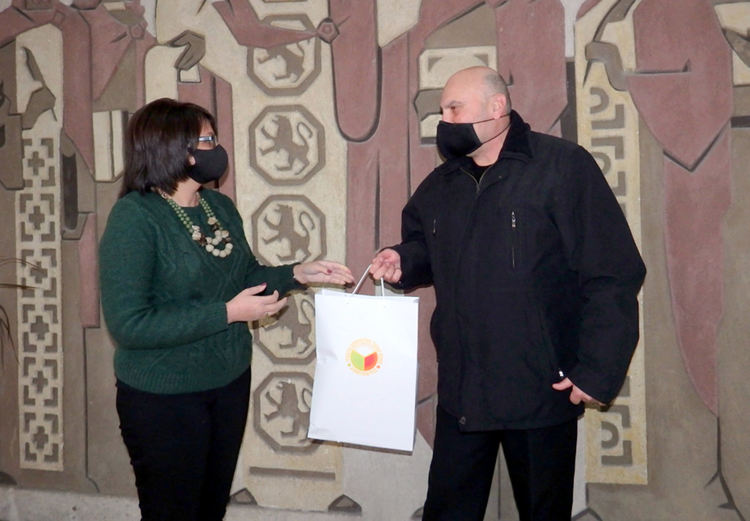 5-годишен изчете 118 книги от градската библиотека - връчиха награди на читатели