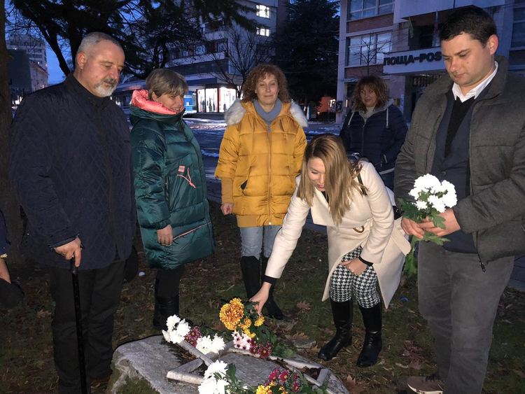 Съветниците на ГЕРБ почетоха жертвите на Холокоста