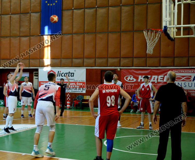 Хасково лидер на Б група Юг в баскетболното първенство