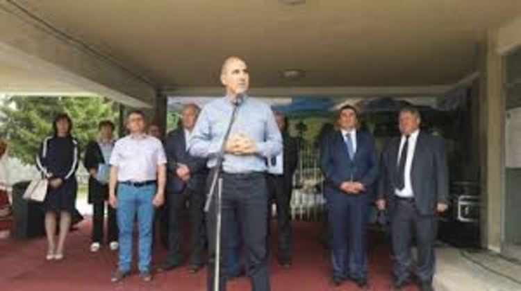 "Стари" лица - мераклии да управляват ли ще са в Баните или...