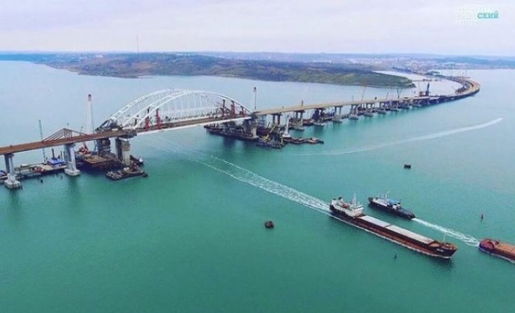 Путин откри мост, дълъг колкото магистрала Люлин