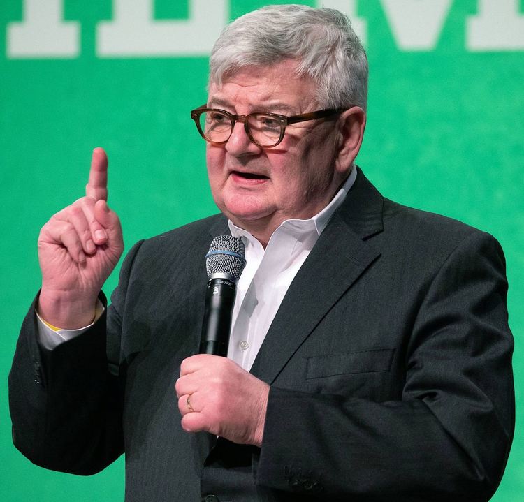 Йошка Фишер, германски външен министър и вицеканцлер от 1998 до 2005 г., лидер на Германската партия на зелените почти 20 години