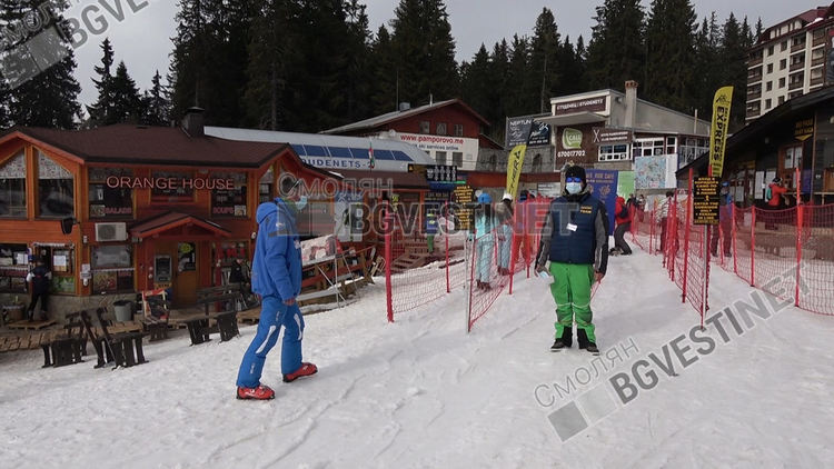 На лифта в Пампорово само с маски, раздават ги безплатно