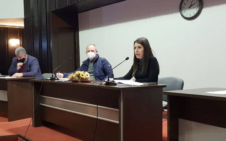 На общественото  обсъждане бе представен "Бюджет с балансирана разходна част"