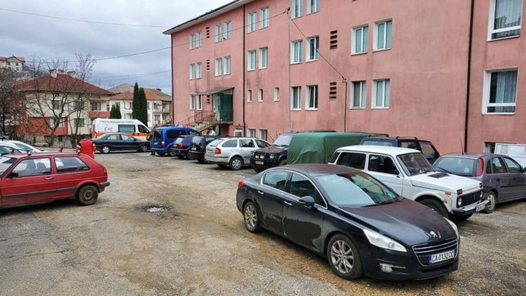 В Неделино изграждат достъпна архитектурна среда за хора с увреждания