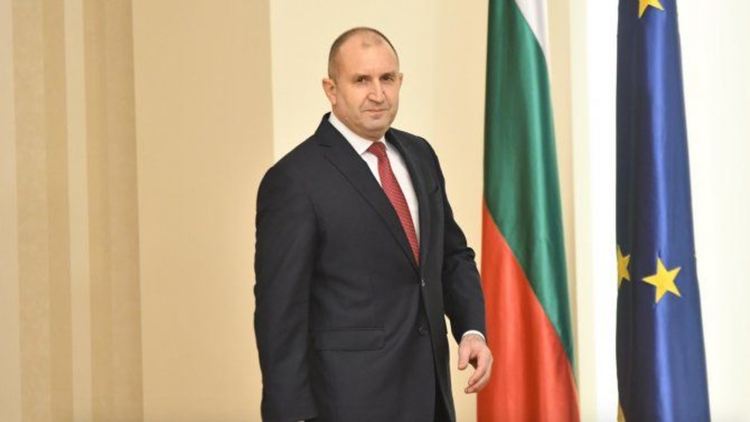 Президентът за сина си: Нямам намерение да коментирам този режисиран спектакъл