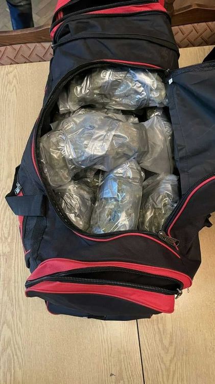 Димитровградски полицаи задържаха турски гражданин с дрога за близо 50 000 лв