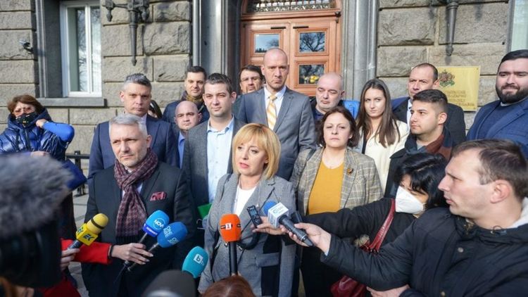 ЦИК регистрира коалицията "Изправи се! Мутри вън!"