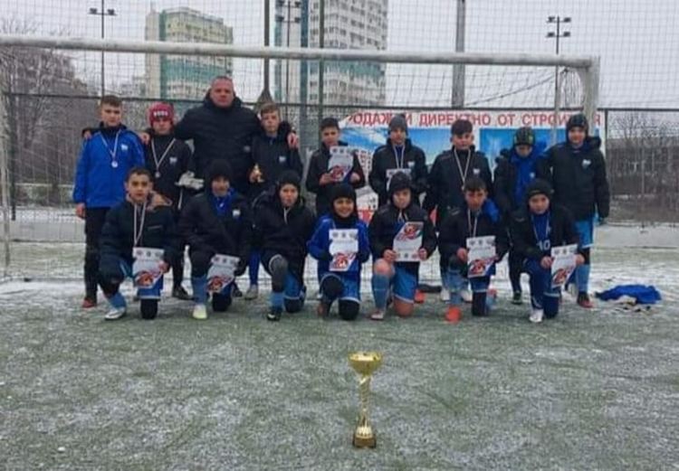 Малките спортисти на футболната академия "Арда 1924"се прибраха по шампионски от Бургас