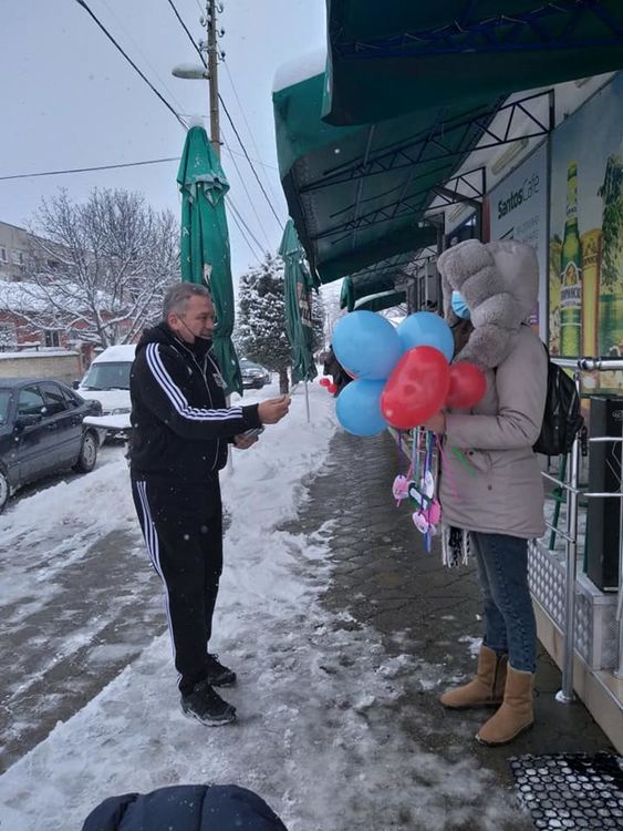 ЦОП-Първомай стопли сърцата на мнозина по случай Деня на любовта