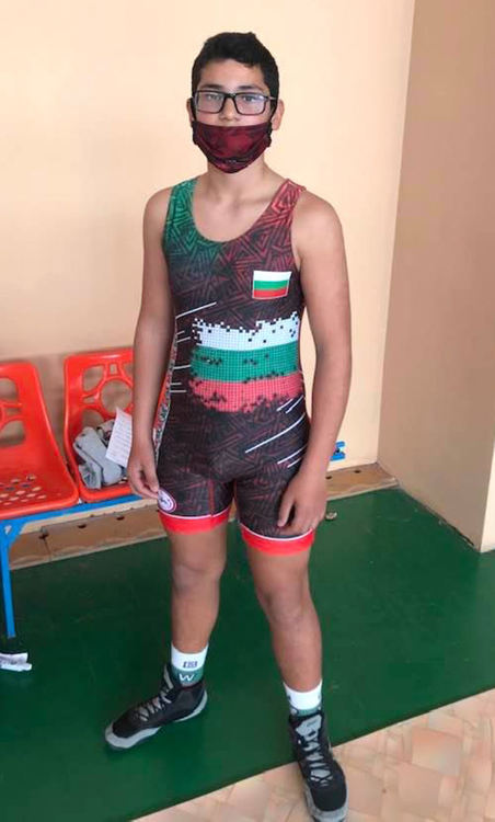 Хасковският борец Стивън Делчев стана шампион на държавното