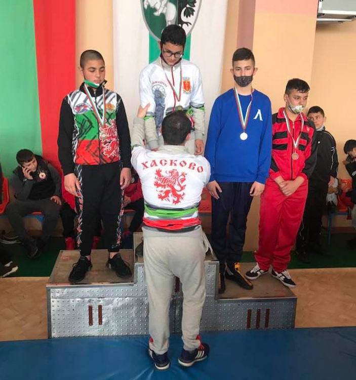 Хасковският борец Стивън Делчев стана шампион на държавното