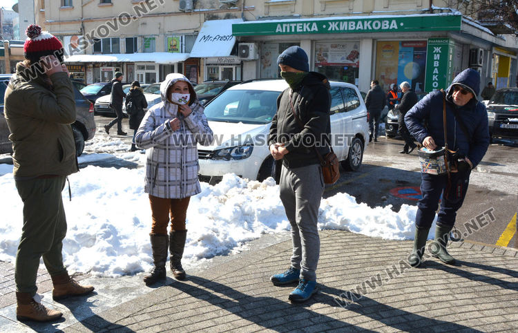 Четирима недоволни от снегопочистването в Хасково. Кметът: Градът е изчистен добре