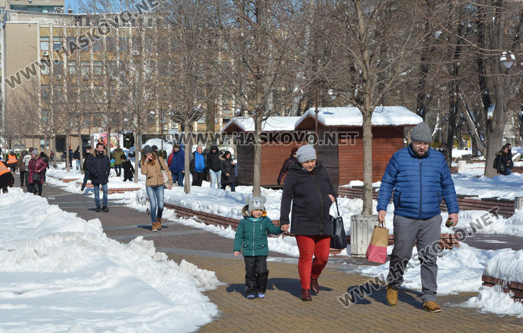 Четирима недоволни от снегопочистването в Хасково. Кметът: Градът е изчистен добре