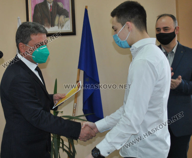  Веселин Арабов