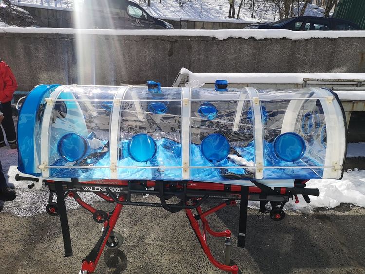 ЦСМП-Кърджали получи оборудване и консумативи за борбата с коронавируса по съвместния проект с гръцки партньори