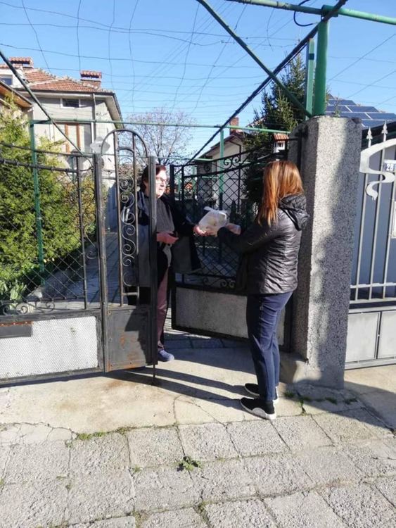 Изпълнението на проекта "Патронажна грижа в община Асеновград" продължава