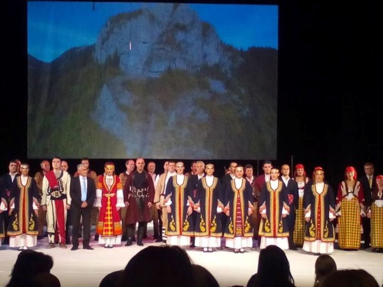 Ансамбъл "Родопа" кани публиката на среща със спектакъла "Невястата"