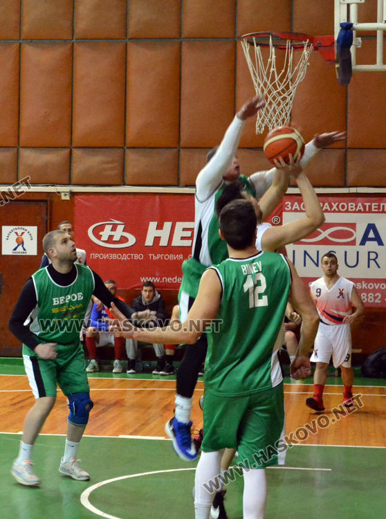 Баскетболистите на „Хасково” втори в класирането след успех над „Берое”