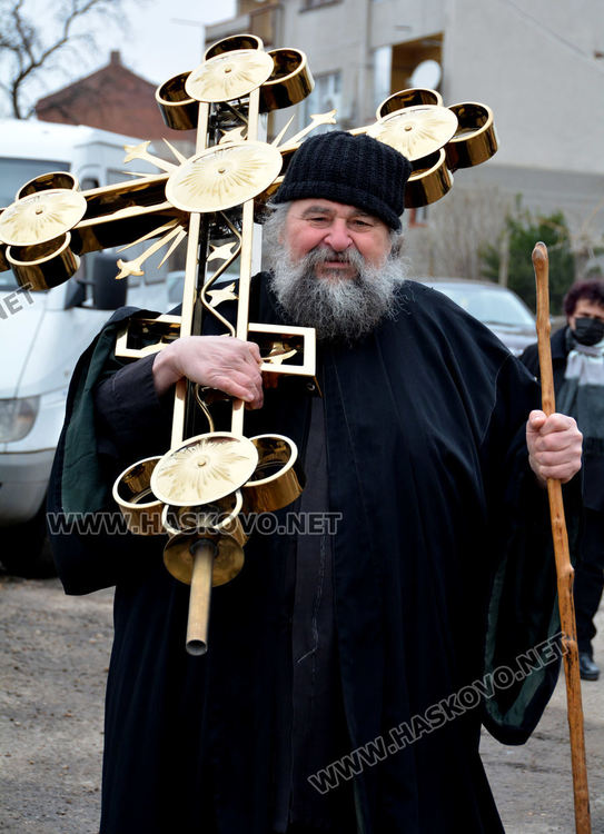 Започна изграждането на нова църква „Св. Петър и Павел“