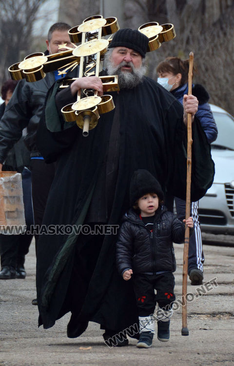 Започна изграждането на нова църква „Св. Петър и Павел“