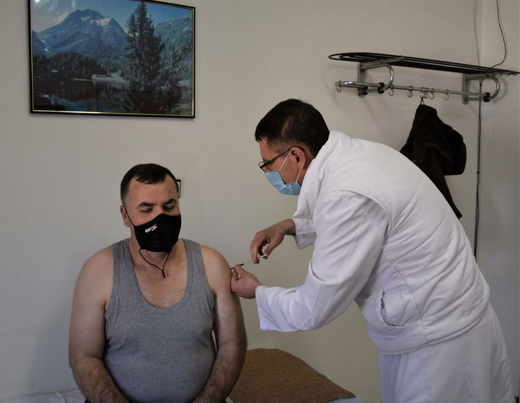 И общопрактикуващите лекари в Ардино започнаха да ваксинират срещу  COVID-19