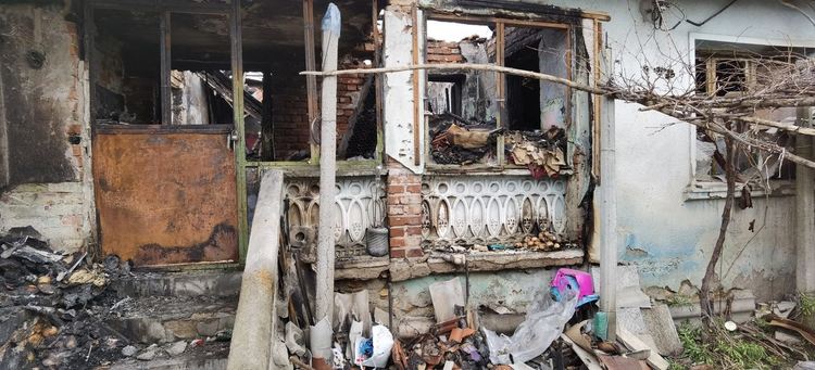 Децата от Галаксико в помощ на баба Иванка от Злато поле