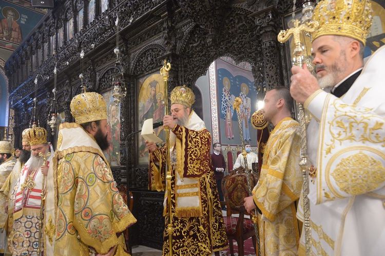 Архимандрит Висарион беше въведен в епископски сан, вече е епископ Смоленски