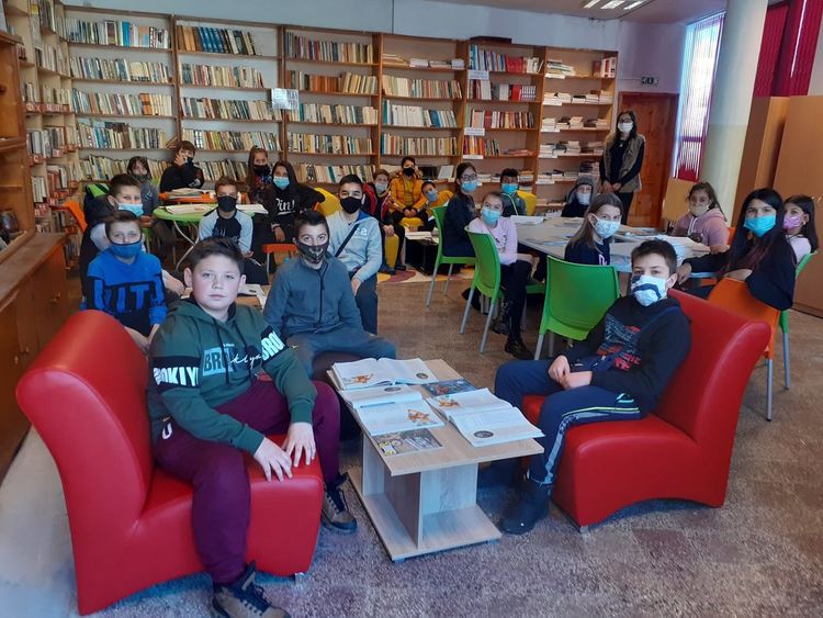 Кътове за знания и организационно учене бяха създадени в училището в Смилян