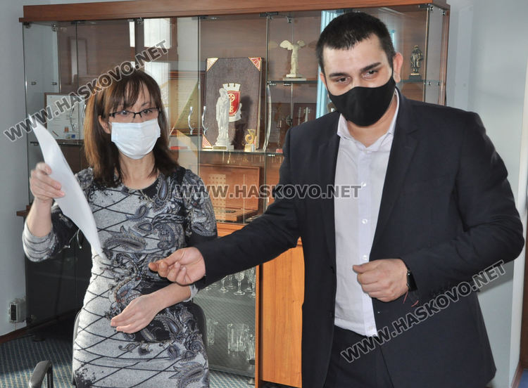 РИК определя състава на секциите заради липсата на синхрон между коалиционни партньори